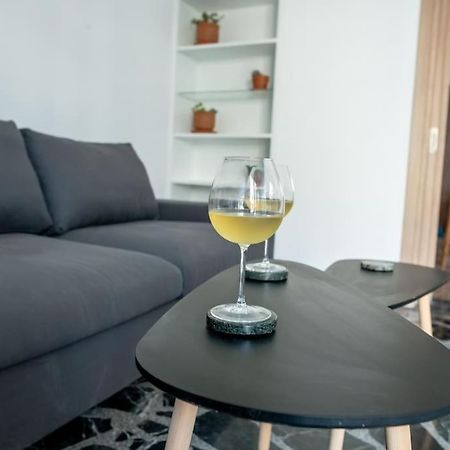 Апартаменты Olvia A Breath Away From Old Town Center Ретимно Экстерьер фото